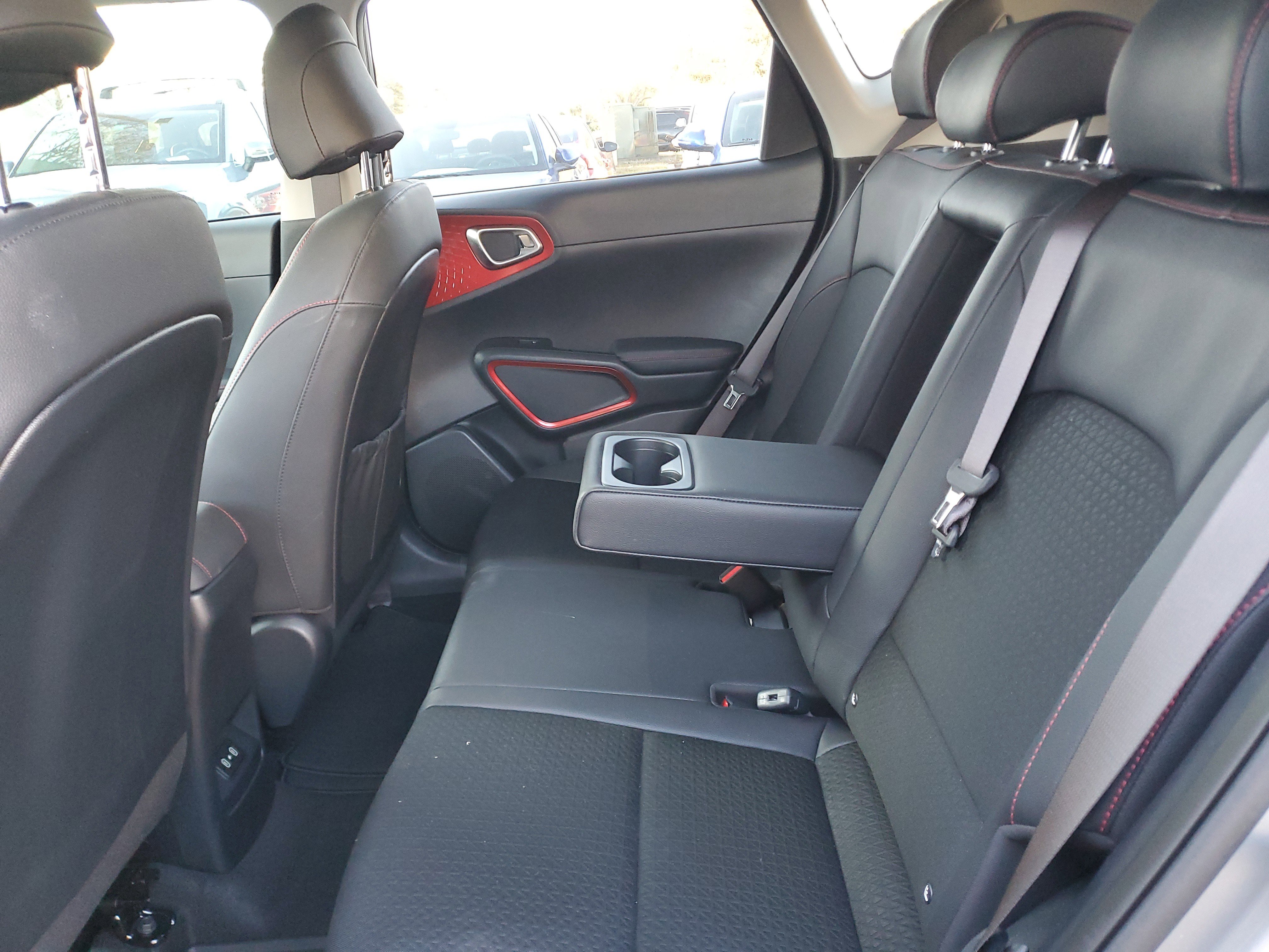 Used 2025 Kia Soul GT-Line image 11