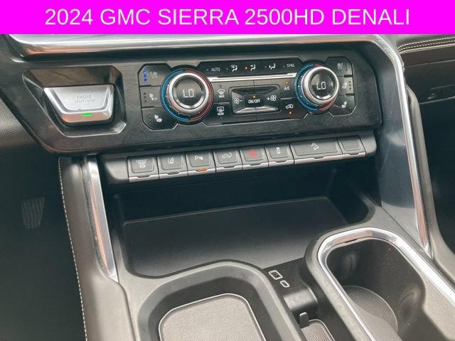 Used 2024 GMC Sierra 2500 Denali Ultimate AWD/4WD image 35
