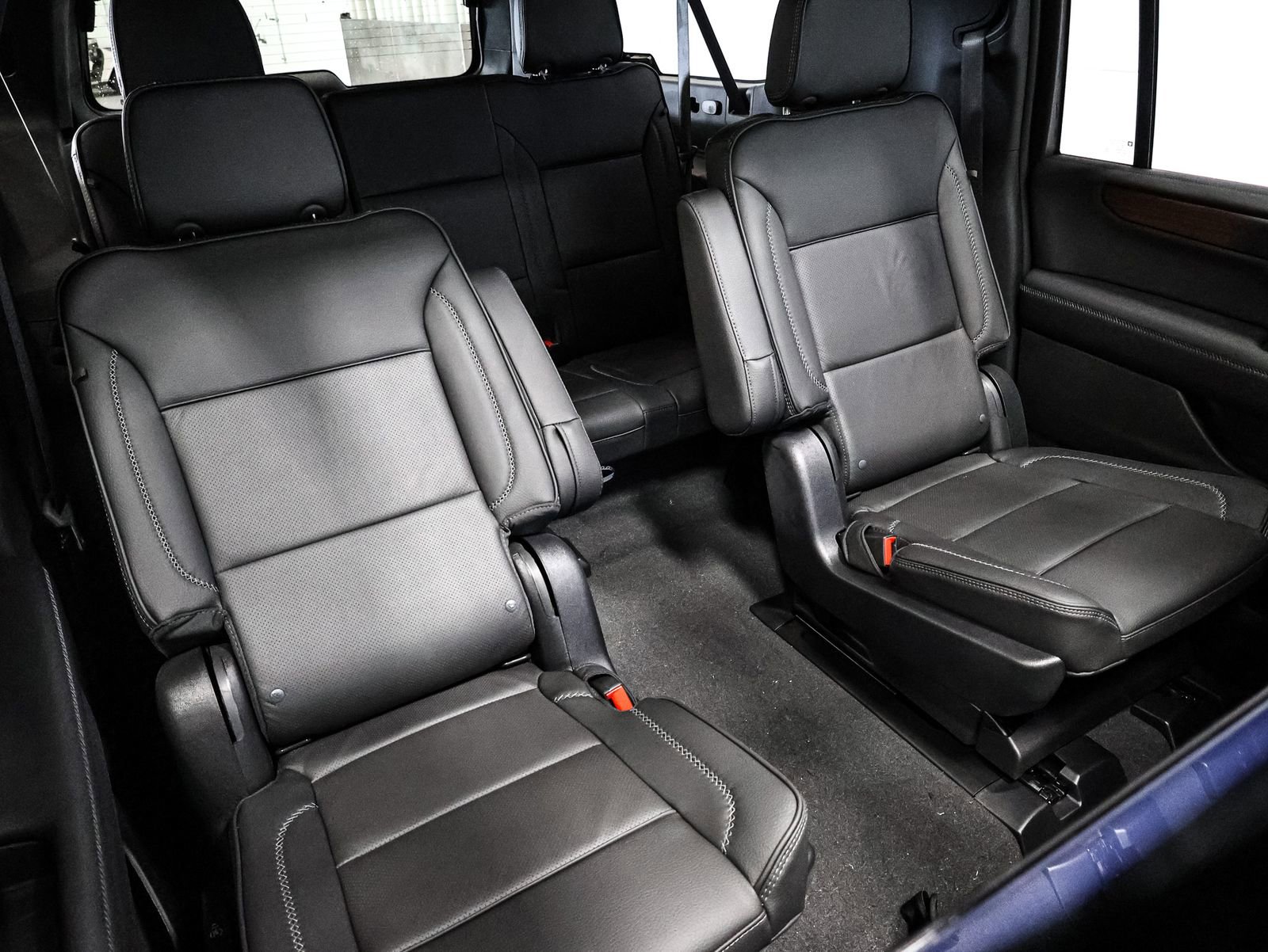 New 2026 GMC Yukon XL Denali w/ Denali Reserve Package image 24