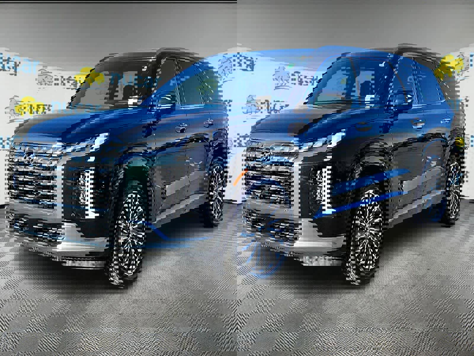 Used 2025 Hyundai Palisade Calligraphy image 3