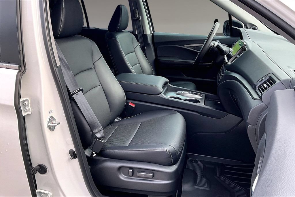 Used 2025 Honda Ridgeline RTL image 6