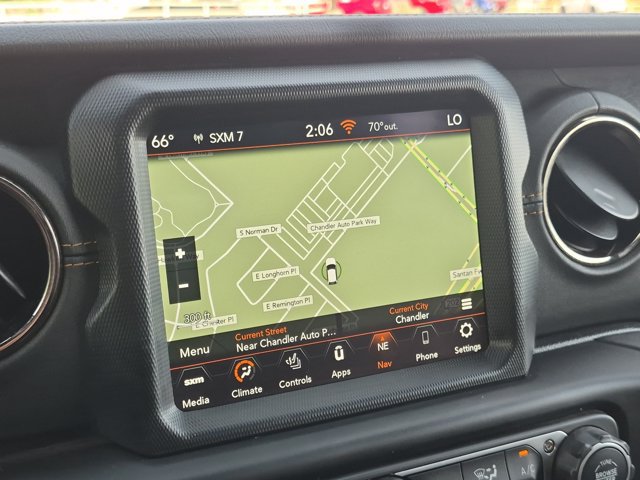 Used 2022 Jeep Gladiator Overland AWD/4WD image 19