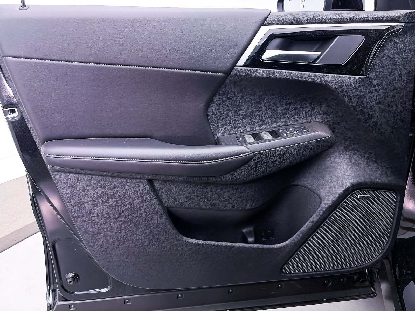 New 2026 Mitsubishi Outlander LE AWD/4WD image 7