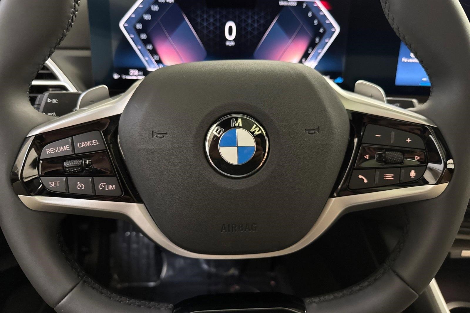 Used 2025 BMW 230i Coupe w/ Convenience Package RWD image 18