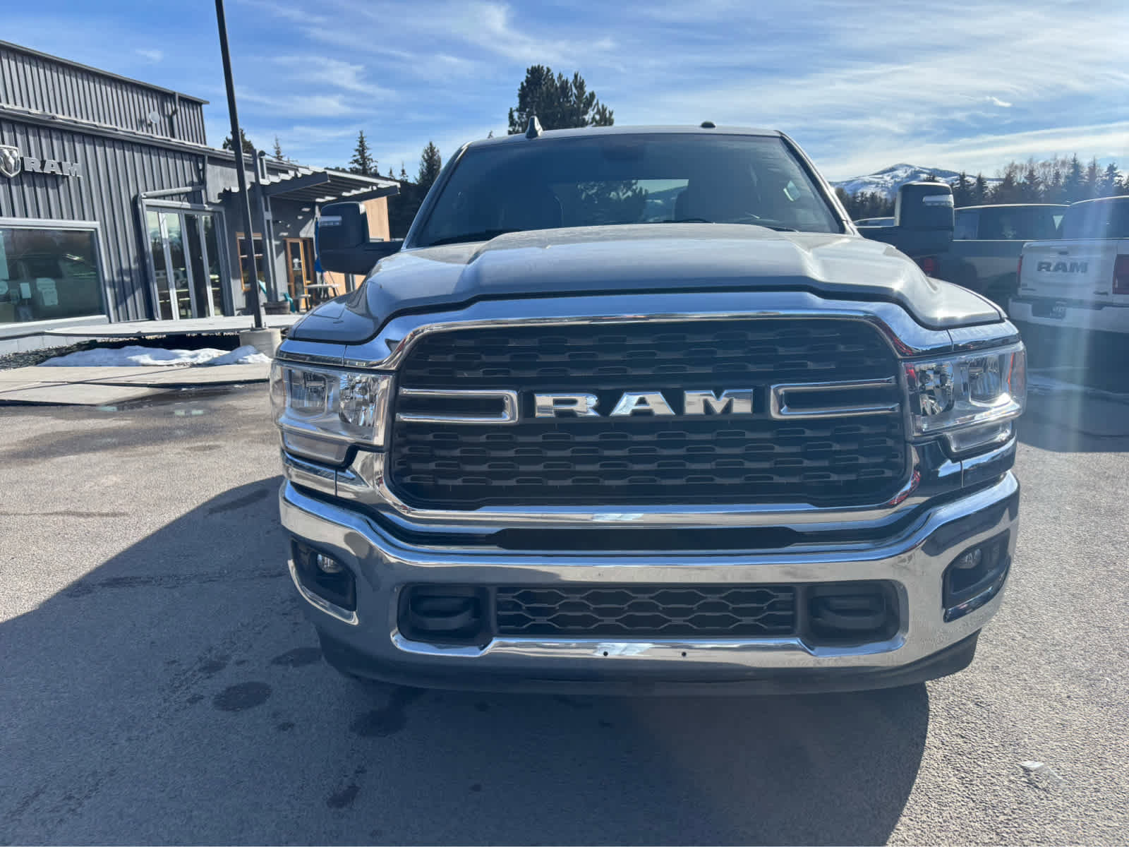 Used 2024 RAM 2500 Big Horn AWD/4WD image 18