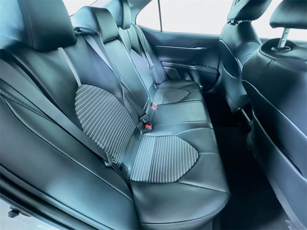 Certified 2022 Toyota Camry SE image 24
