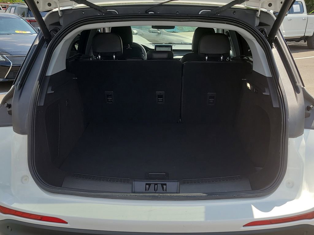 Used 2022 Lincoln Corsair AWD w/ Equipment Group 101A image 7