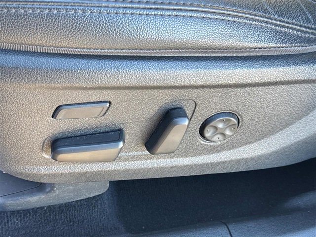 Used 2020 Hyundai Santa Fe Limited image 25