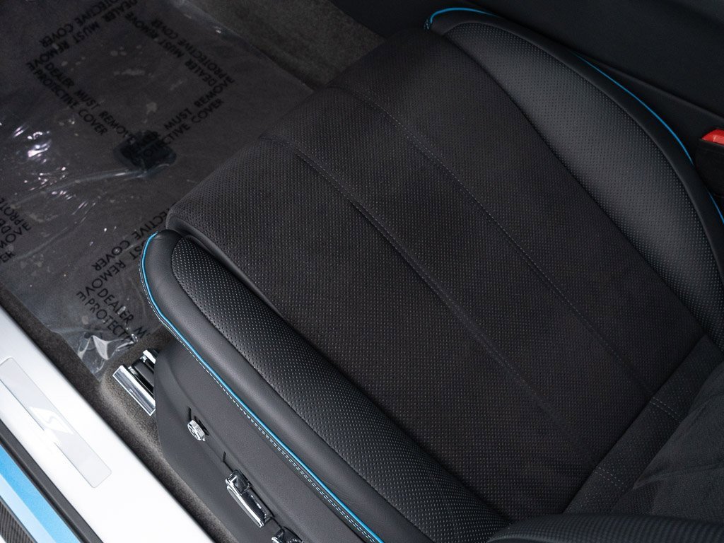 Used 2025 Bentley Bentayga S image 12