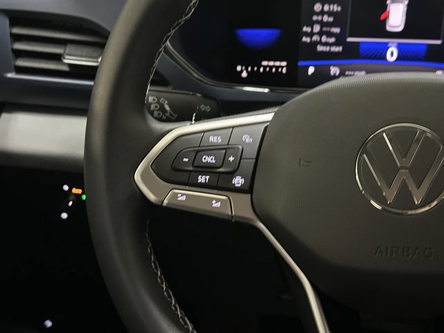 Certified 2022 Volkswagen Taos SE image 29