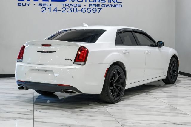 Used 2022 Chrysler 300 S w/ Comfort Group RWD image 12
