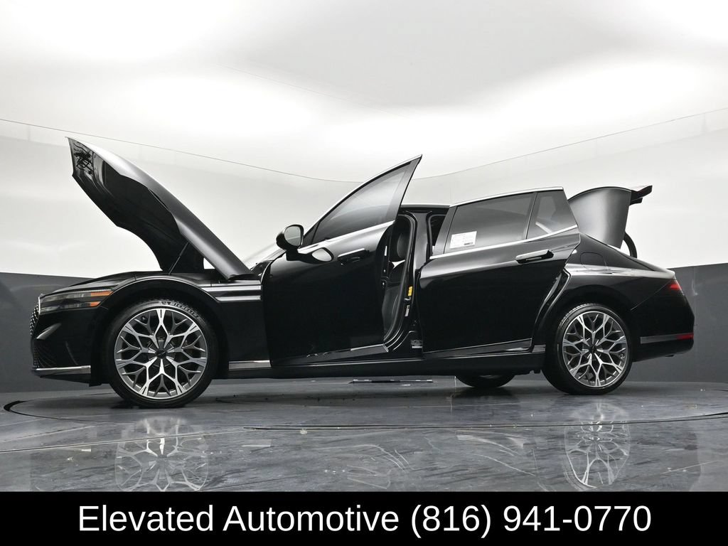 Used 2024 Genesis G90 3.5T AWD/4WD image 40