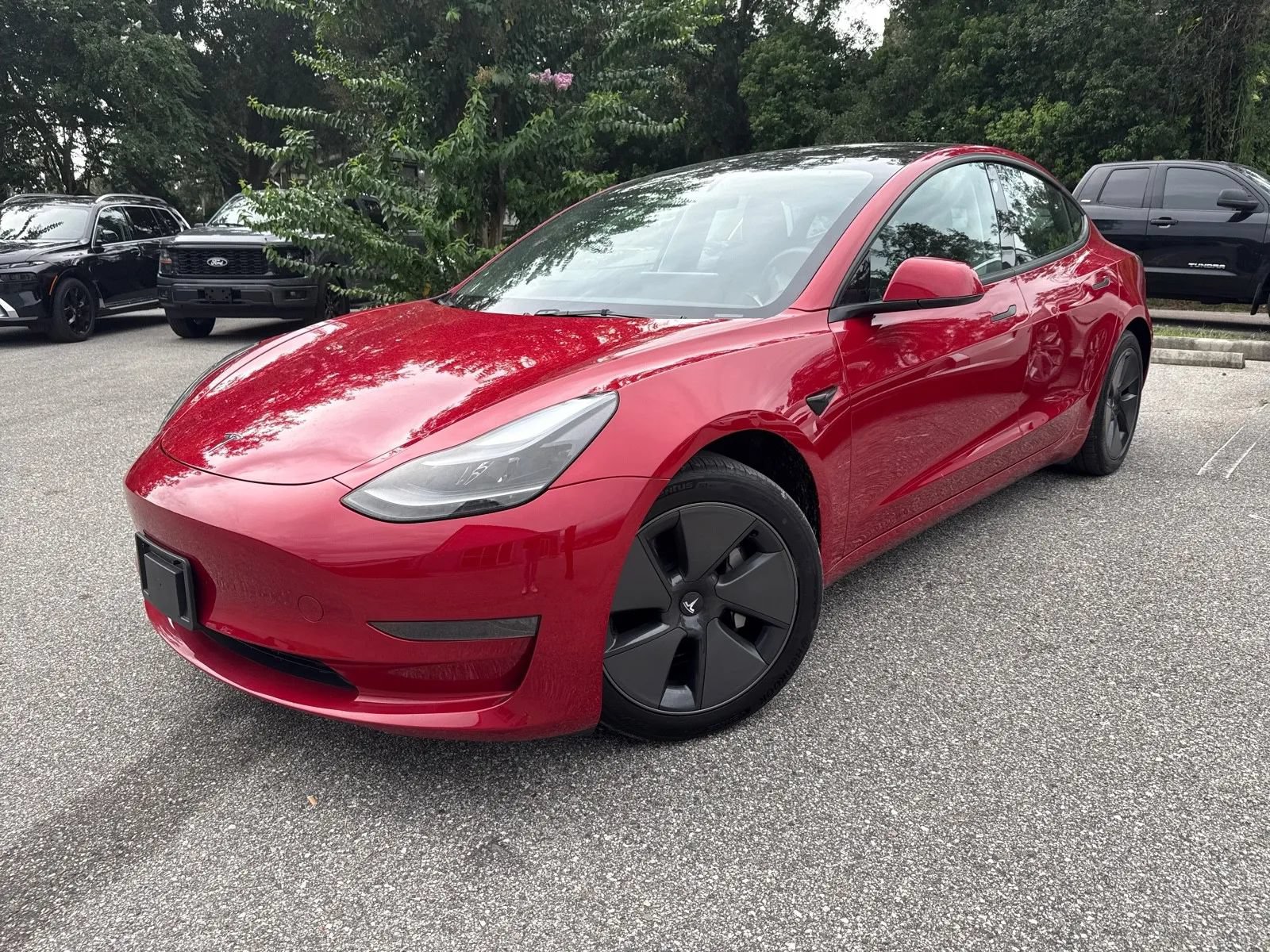 Used 2023 Tesla Model 3 Standard Range RWD image 2