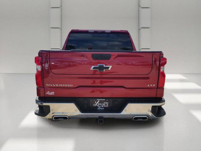 Used 2025 Chevrolet Silverado 1500 LTZ w/ Technology Package AWD/4WD image 5