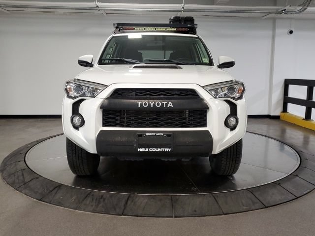 Used 2017 Toyota 4Runner TRD Off-Road AWD/4WD image 4