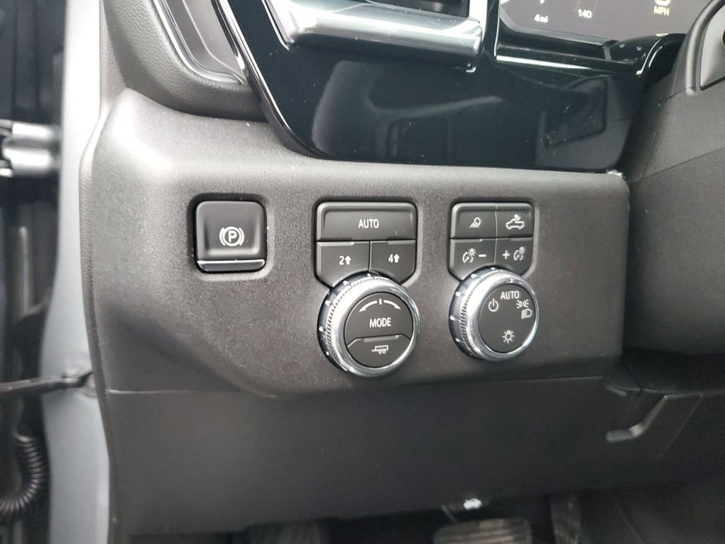 New 2026 GMC Sierra 1500 SLE w/ Preferred Package AWD/4WD image 17