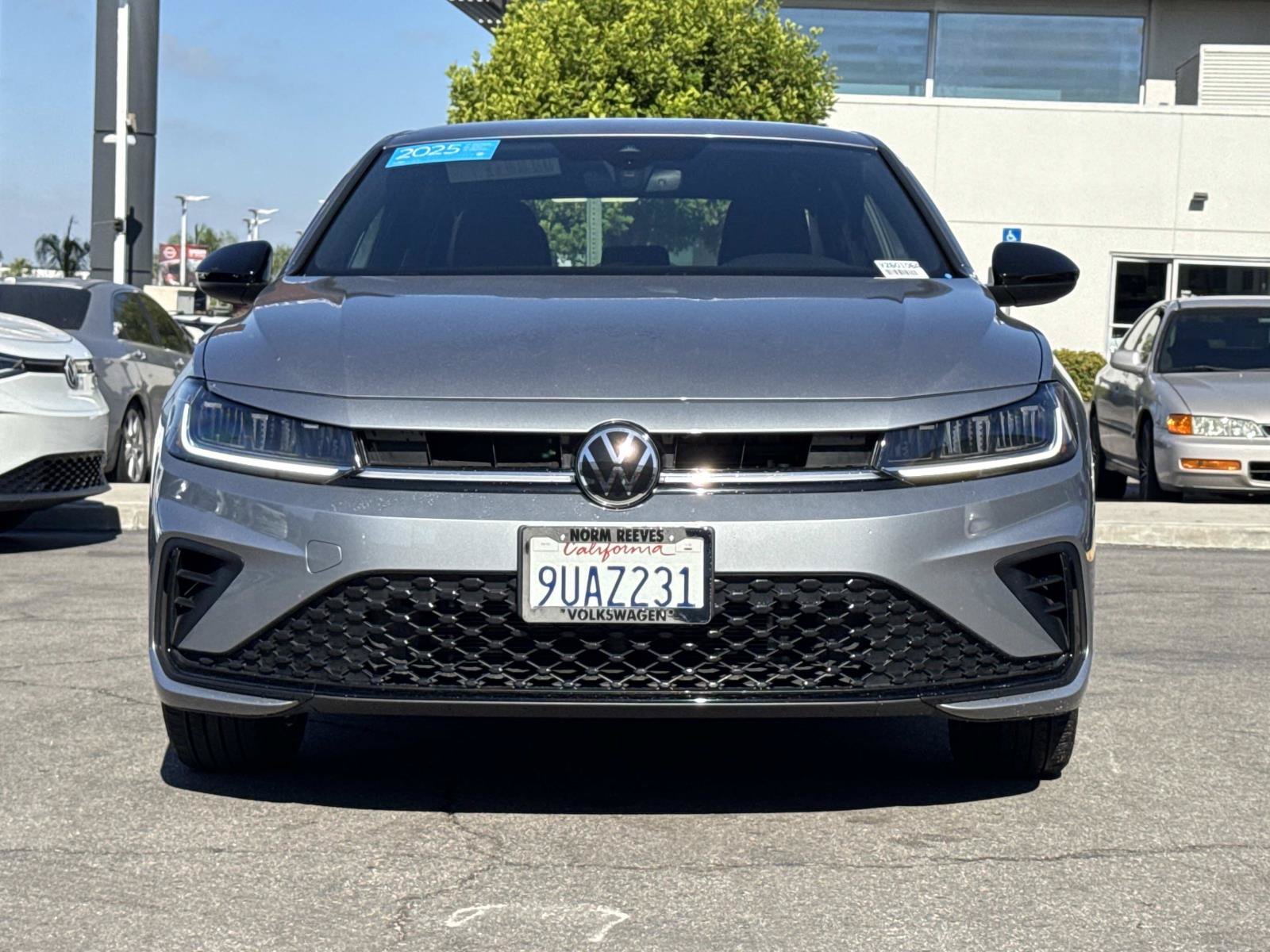 Certified 2025 Volkswagen Jetta Sport FWD image 8