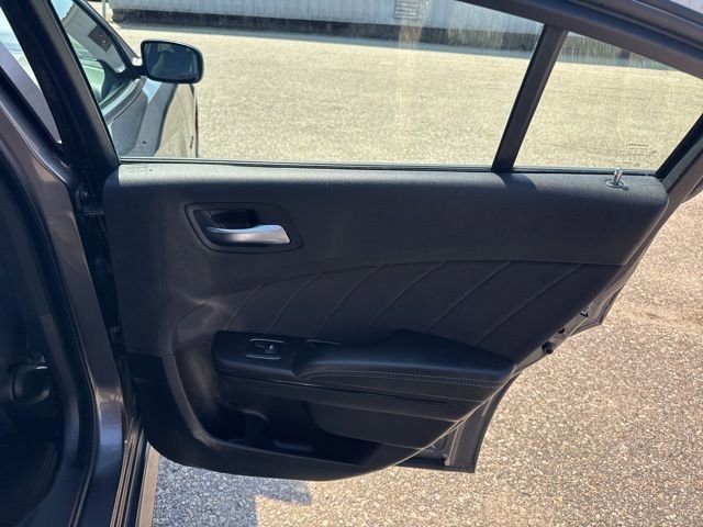 Used 2022 Dodge Charger R/T w/ Blacktop Package RWD image 16