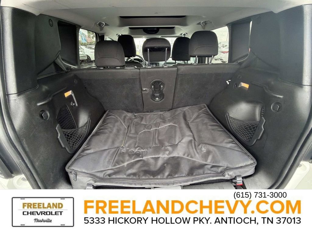 Used 2017 Jeep Renegade Altitude FWD image 14
