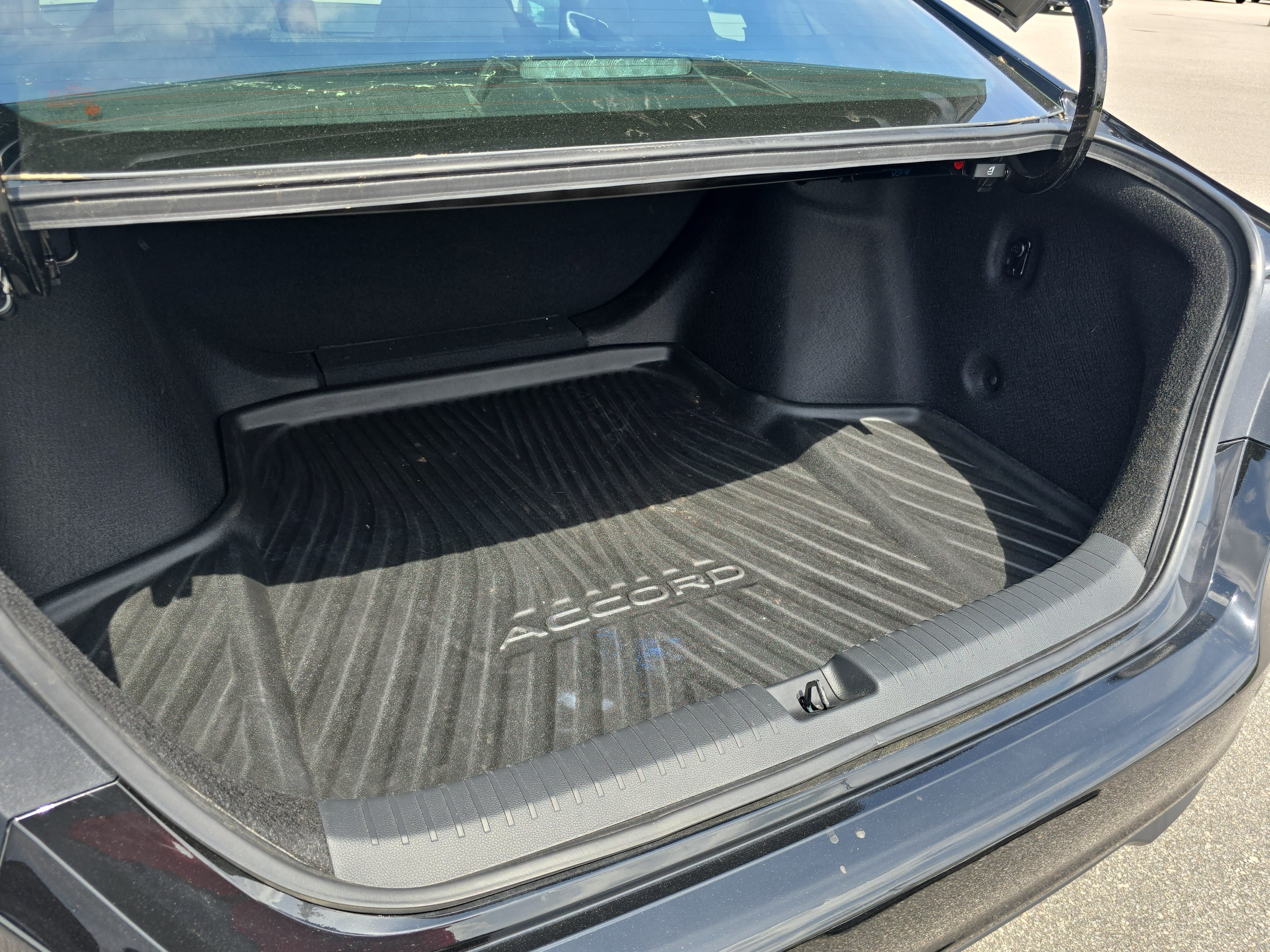 Used 2024 Honda Accord LX image 12