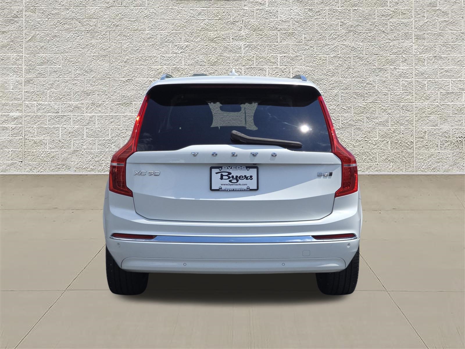 Used 2025 Volvo XC90 B6 Plus AWD/4WD image 6