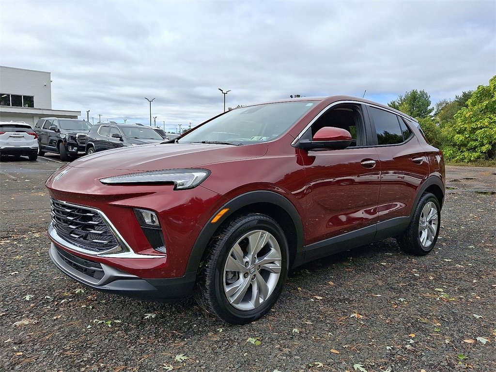 Certified 2024 Buick Encore GX Preferred image 3