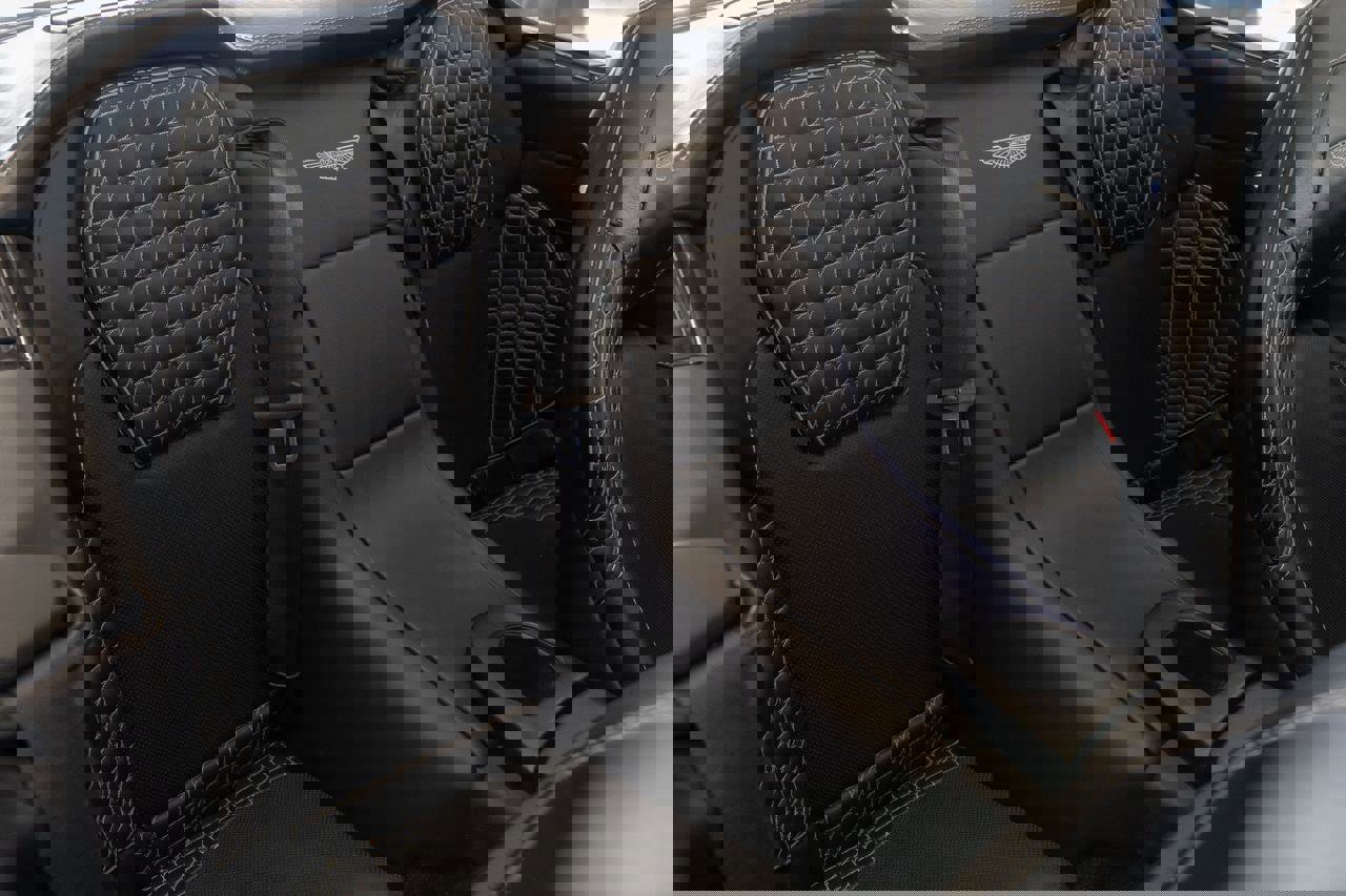 Used 2014 Aston Martin Vanquish Volante image 12