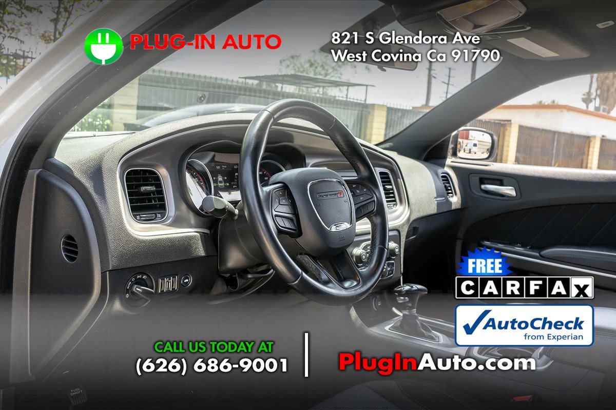 Used 2022 Dodge Charger SXT RWD image 5