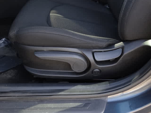 Used 2020 Kia Optima LX image 16