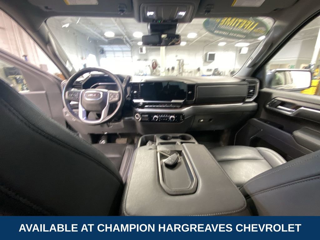 Used 2025 GMC Sierra 1500 SLT image 27
