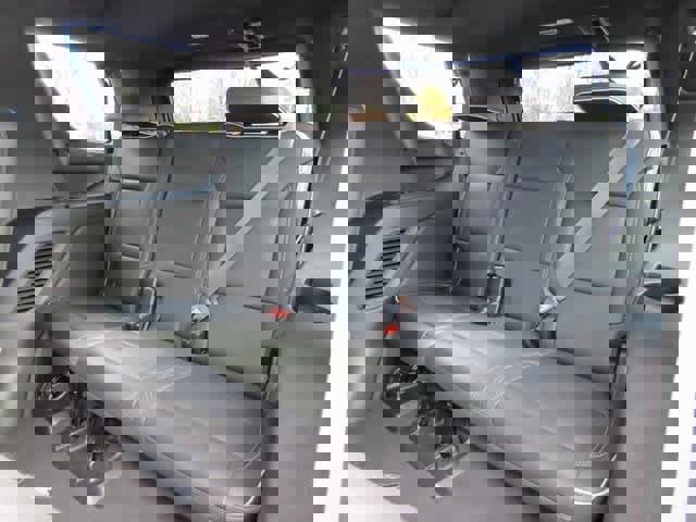 Used 2023 GMC Yukon SLT image 14