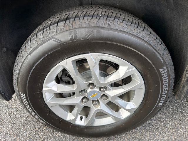 Used 2021 Chevrolet Traverse LT FWD image 17