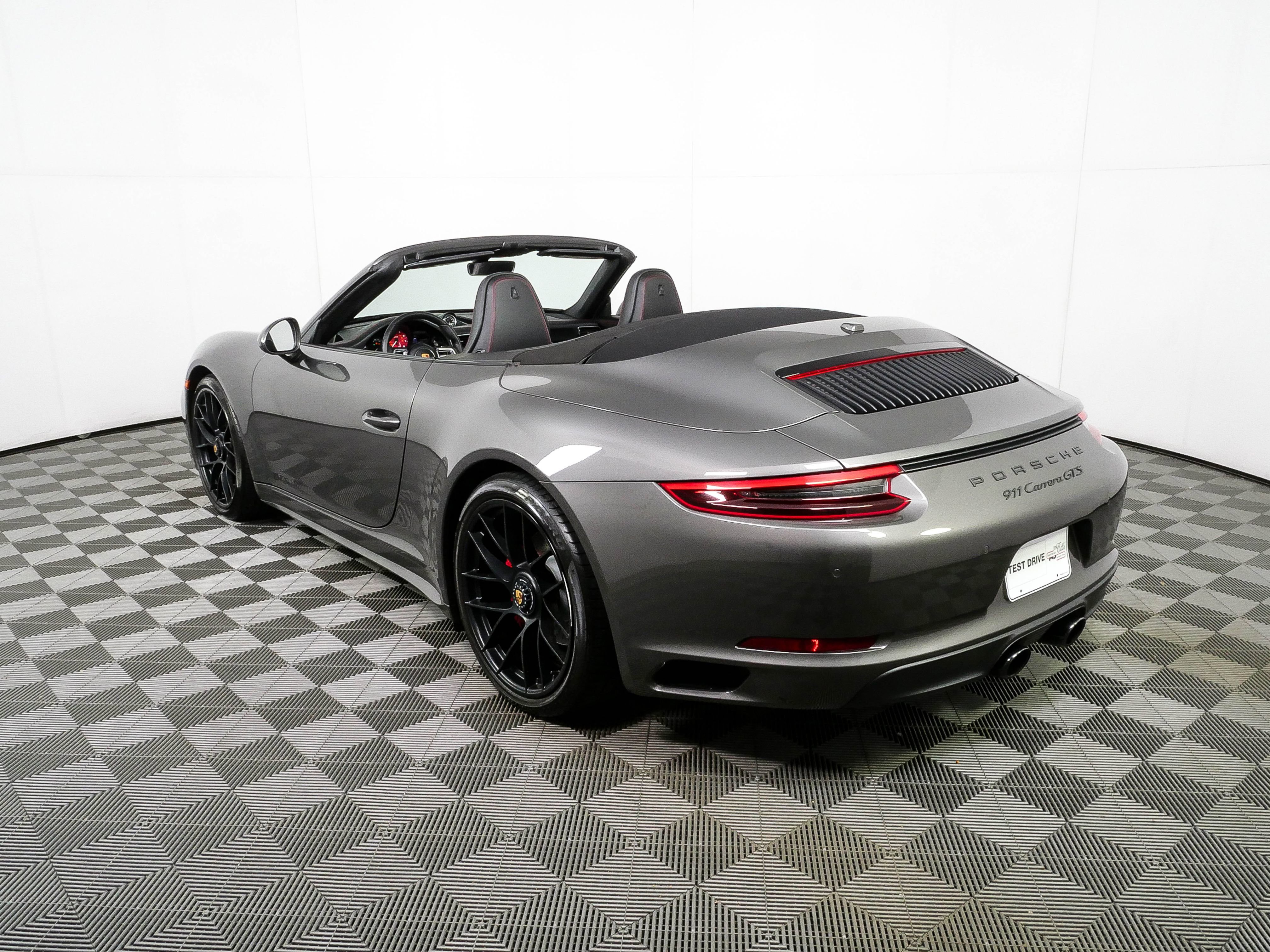 Certified 2018 Porsche 911 Carrera GTS RWD image 37