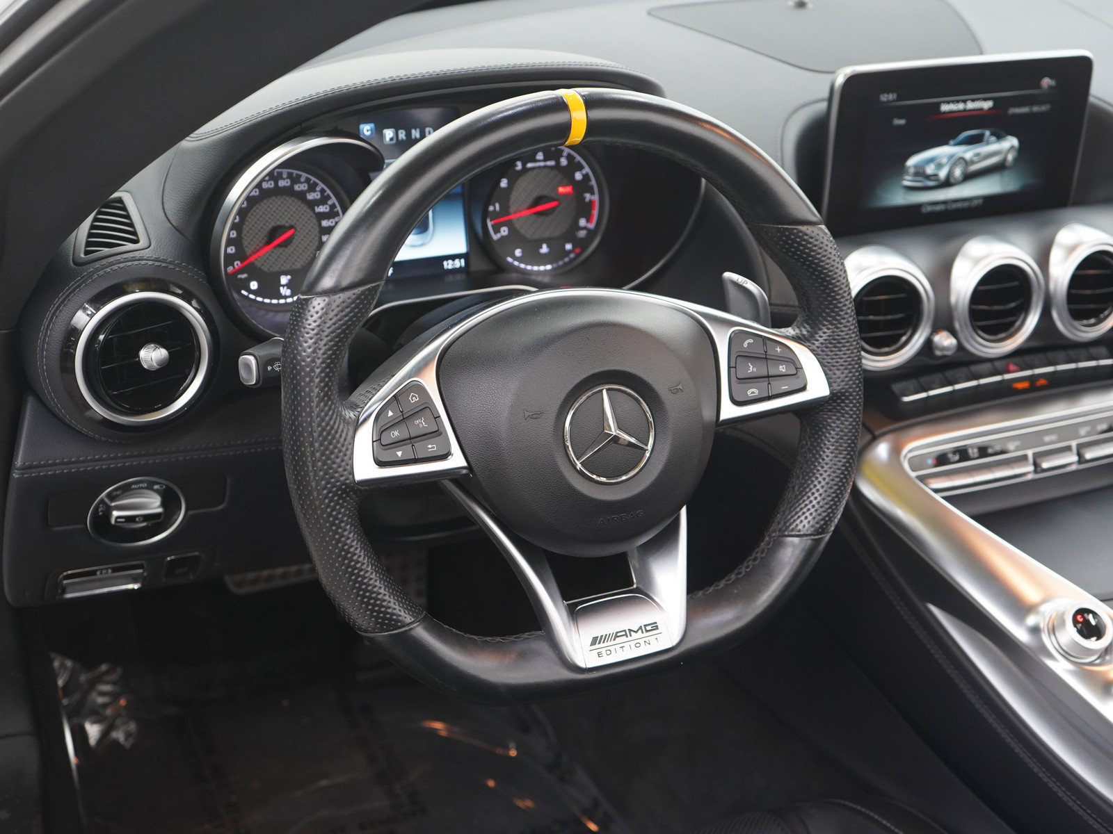 Used 2019 Mercedes-Benz AMG GT Roadster image 18
