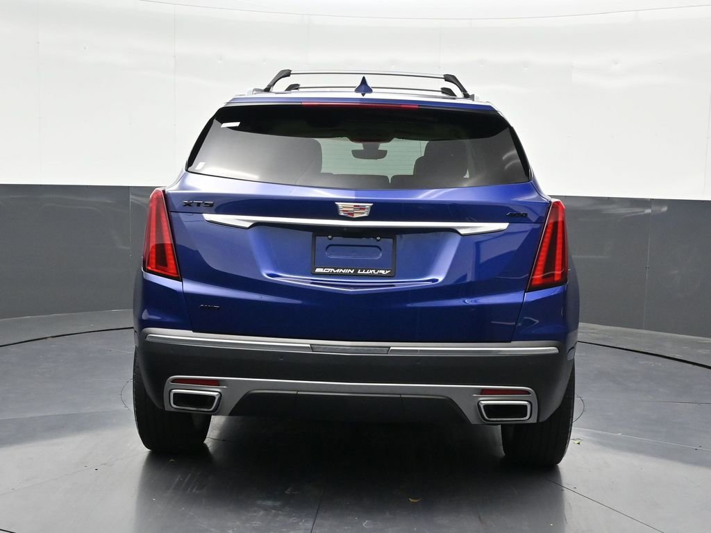 Used 2024 Cadillac XT5 Premium Luxury w/ Technology Package AWD/4WD image 4