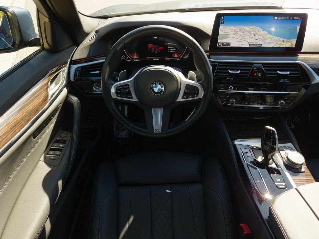 Used 2023 BMW 540i w/ M Sport Package image 23