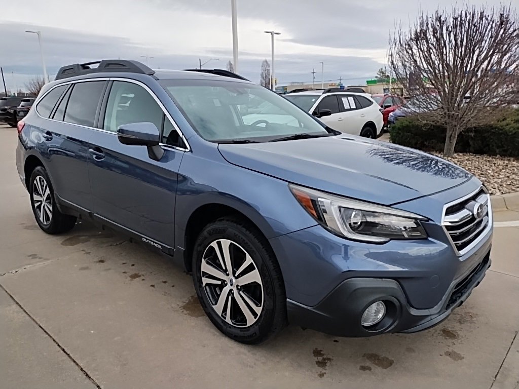 Used 2018 Subaru Outback 2.5i Limited image 5
