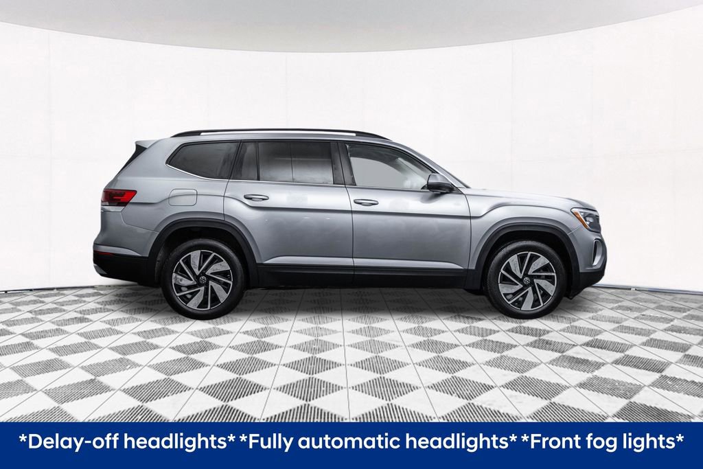 Used 2024 Volkswagen Atlas SE image 12