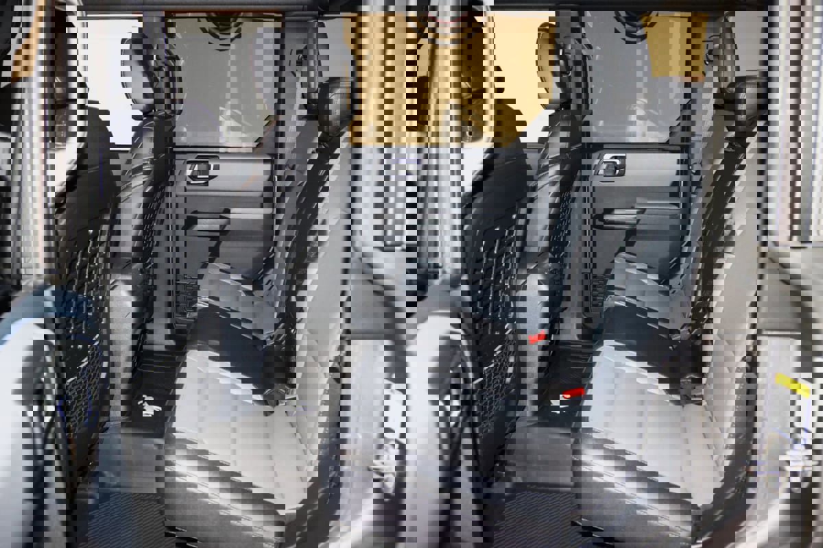 Used 2024 Ford Bronco Everglades image 64