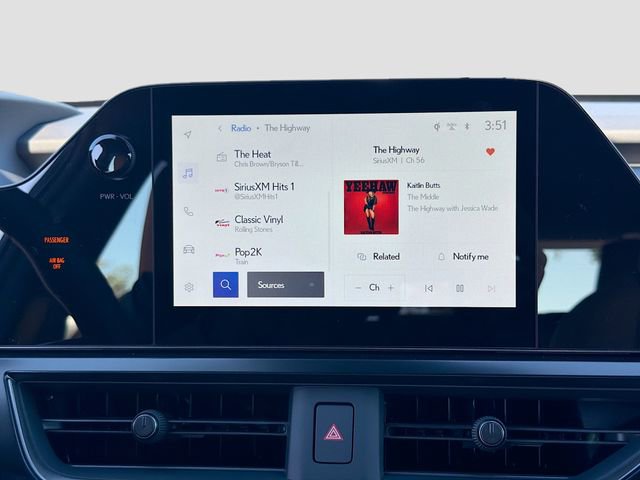 New 2026 Lexus UX 300h FWD image 31