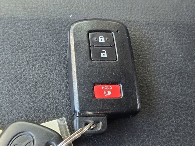 Used 2023 Toyota Tacoma SR5 w/ Technology Package image 20