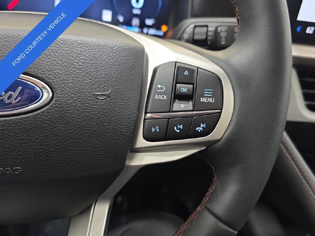 Used 2026 Ford Explorer Active w/ Active Comfort Package AWD/4WD image 17