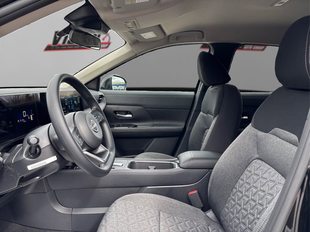 New 2026 Nissan Kicks SV w/ Cold Weather Package image 9