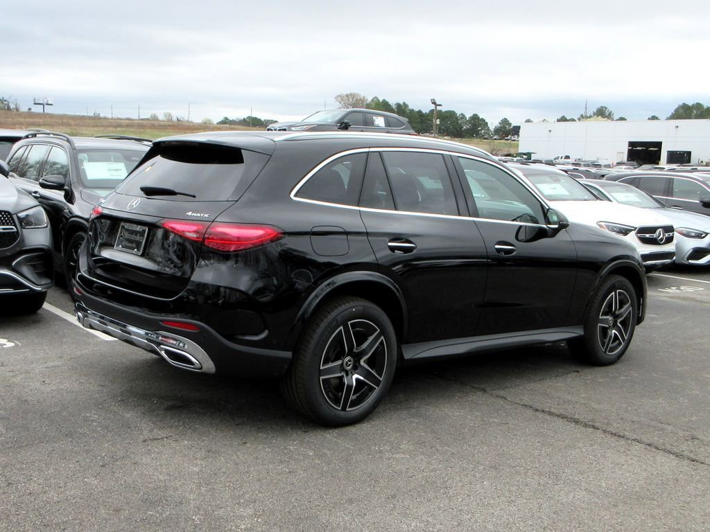 New 2026 Mercedes-Benz GLC 300 4MATIC image 3