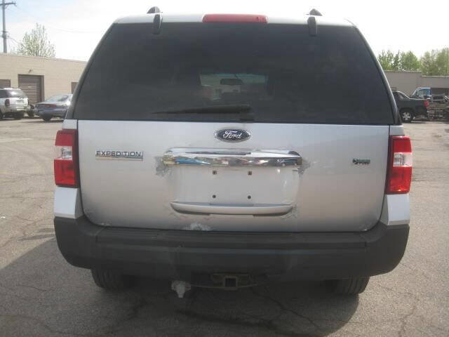 Used 2012 Ford Expedition XL w/ HD Trailer Tow Pkg image 6