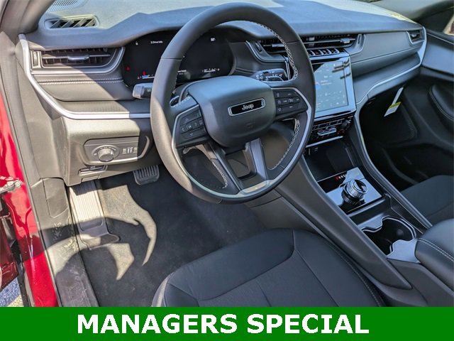 New 2025 Jeep Grand Cherokee L Laredo w/ Luxury Tech Group I image 10