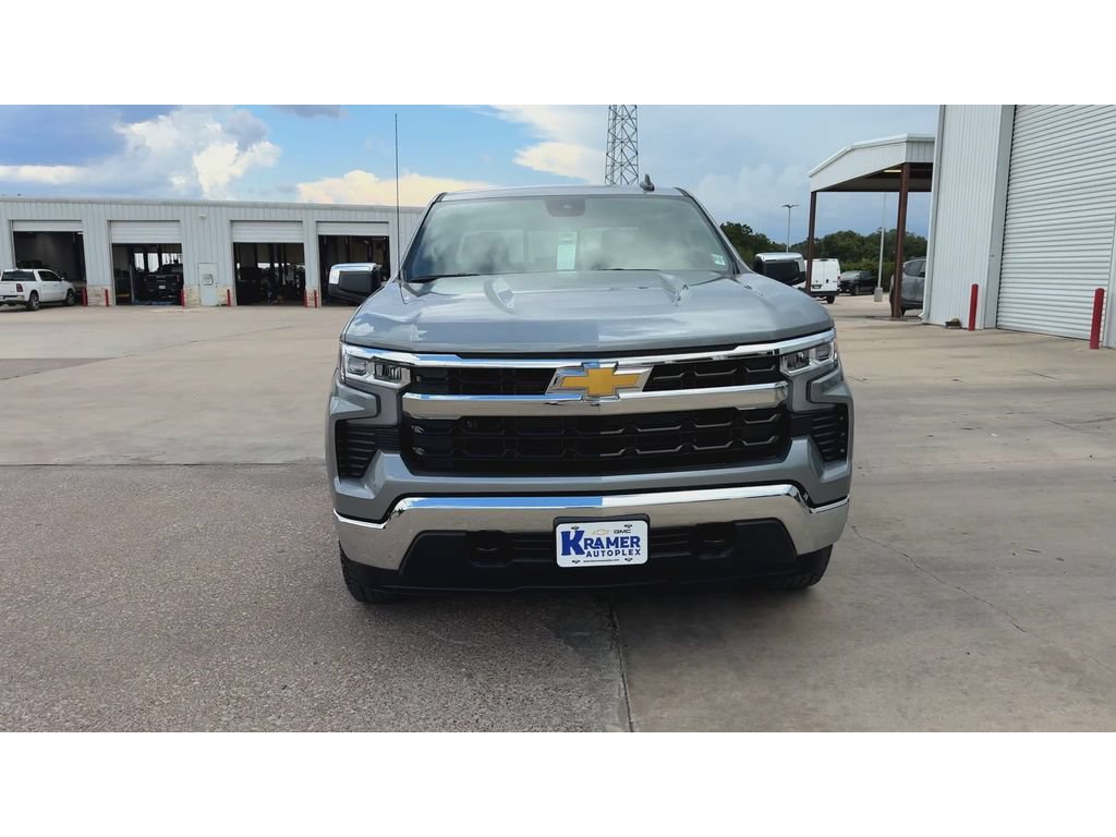 New 2026 Chevrolet Silverado 1500 LT w/ Z71 Off-Road Package AWD/4WD image 3