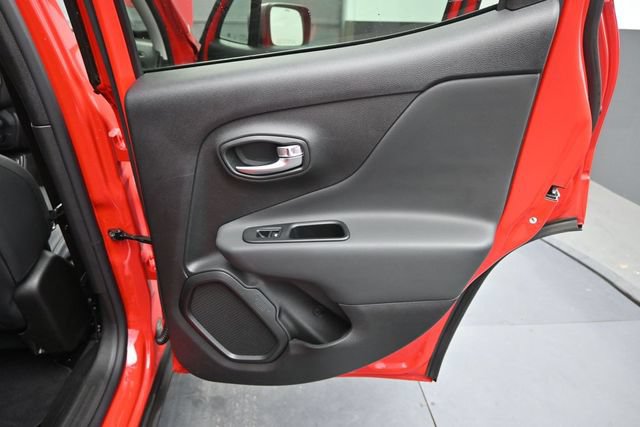 Used 2021 Jeep Renegade Limited AWD/4WD image 23