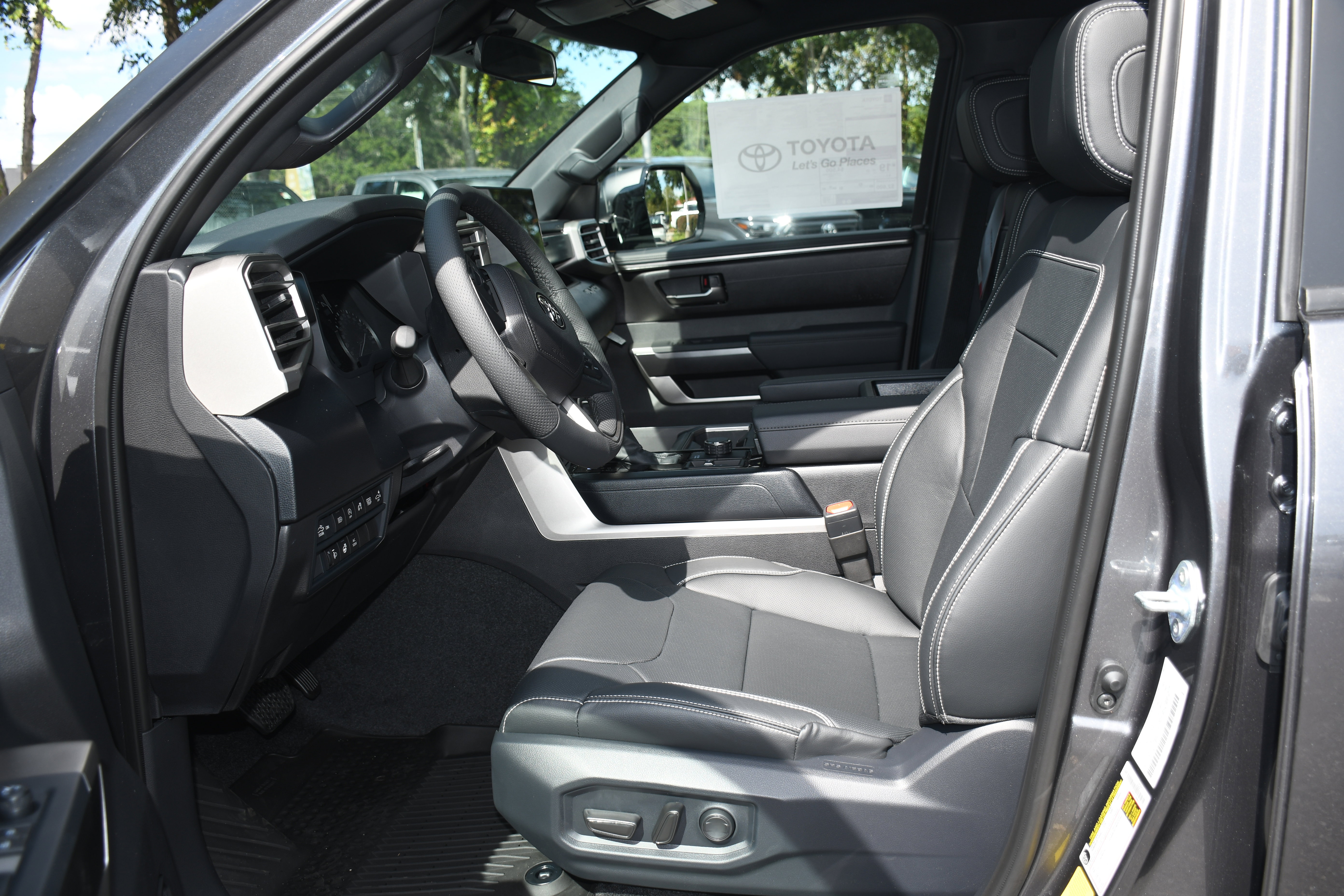 New 2026 Toyota Tundra SR5 image 3