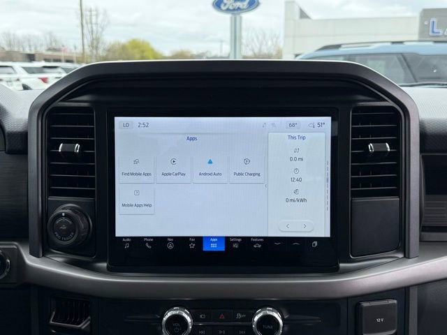 Used 2025 Ford F150 Lightning XLT AWD/4WD image 26